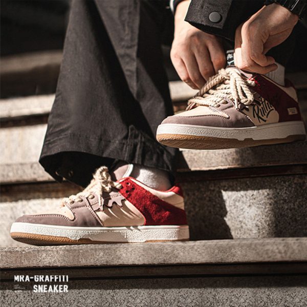 Find Your Perfect Summer Sneakers: Retro, Jogging, and Canvas Styles